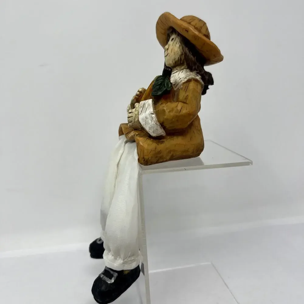 Vintage Pilgrim Shelf Sitter Woman Holding Pumpkin Fall Thanksgiving Decor 8